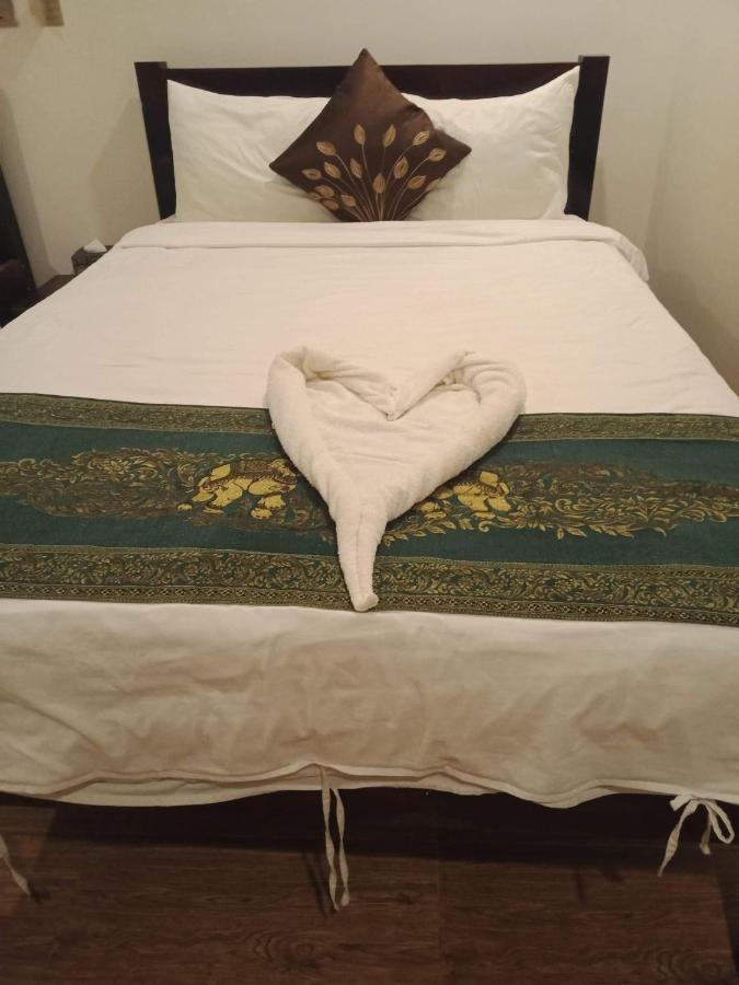 Twin Home Guesthouse Kampot Eksteriør bilde